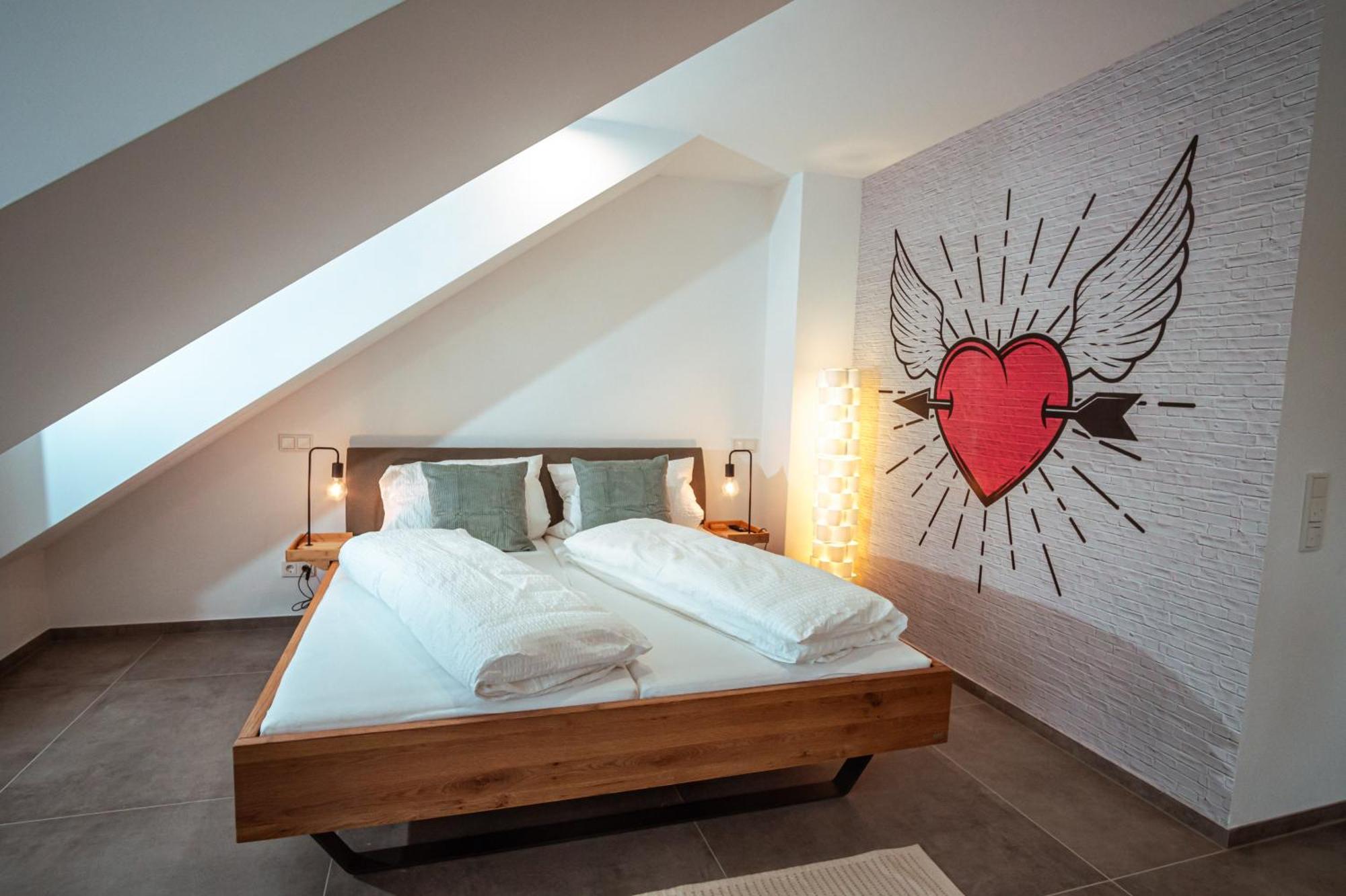 Ferienwohnung Moselherz - Urlaub Im Wein- Und Ferienort Bekond Ngoại thất bức ảnh